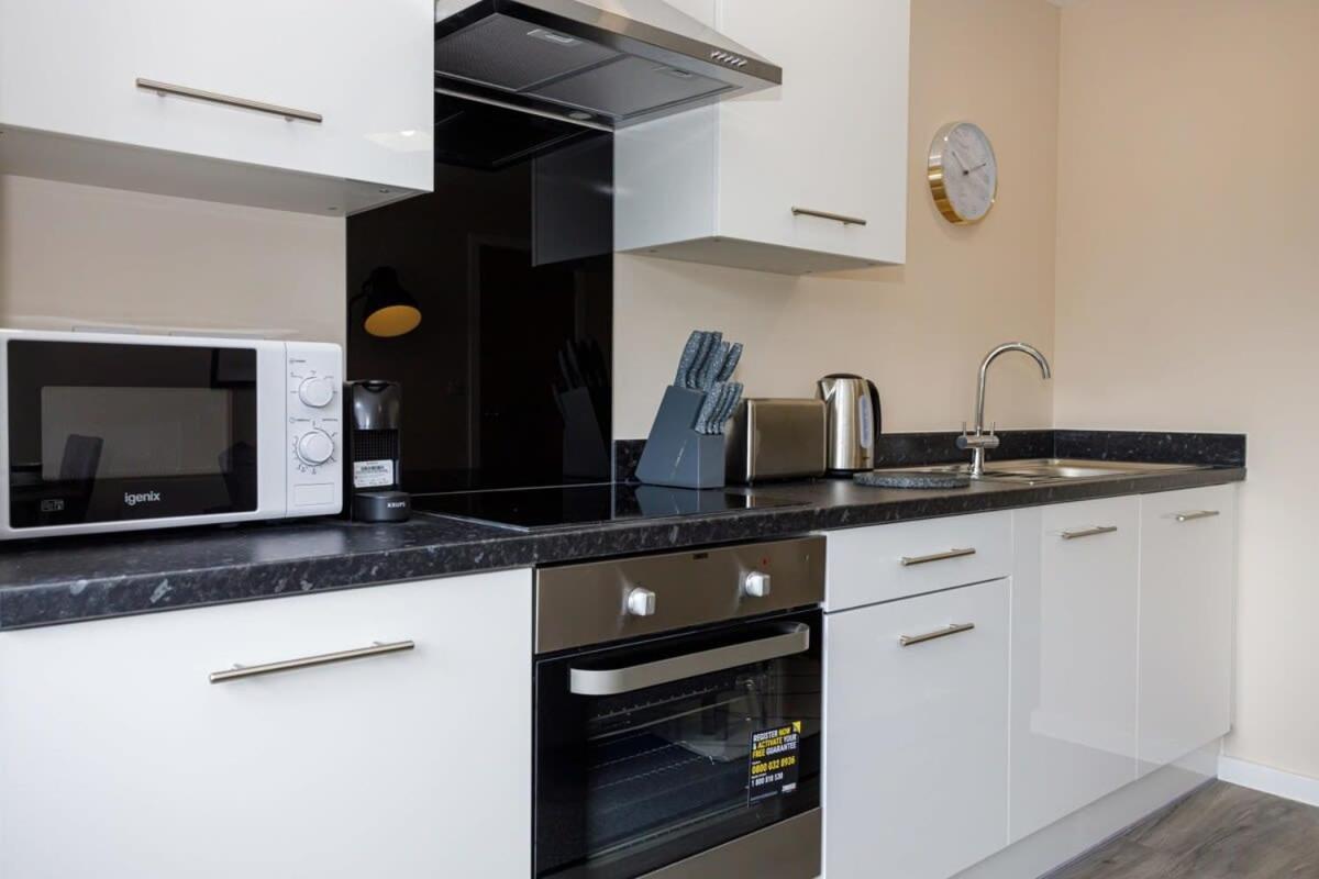 Modern And Stylish 1 Bed Apartment مانشستر المظهر الخارجي الصورة